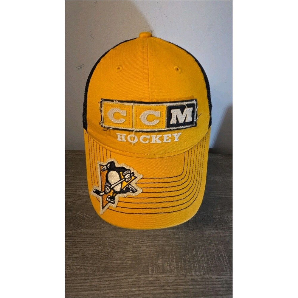 Vintage CCM Pittsburgh Penguins Hat Trucker Snapback Yellow Green Underbill NHL